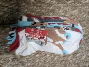 NEW! Rudolph The Red Nose Reindeer Christmas Socks 6 pack Shoe Size 4-10